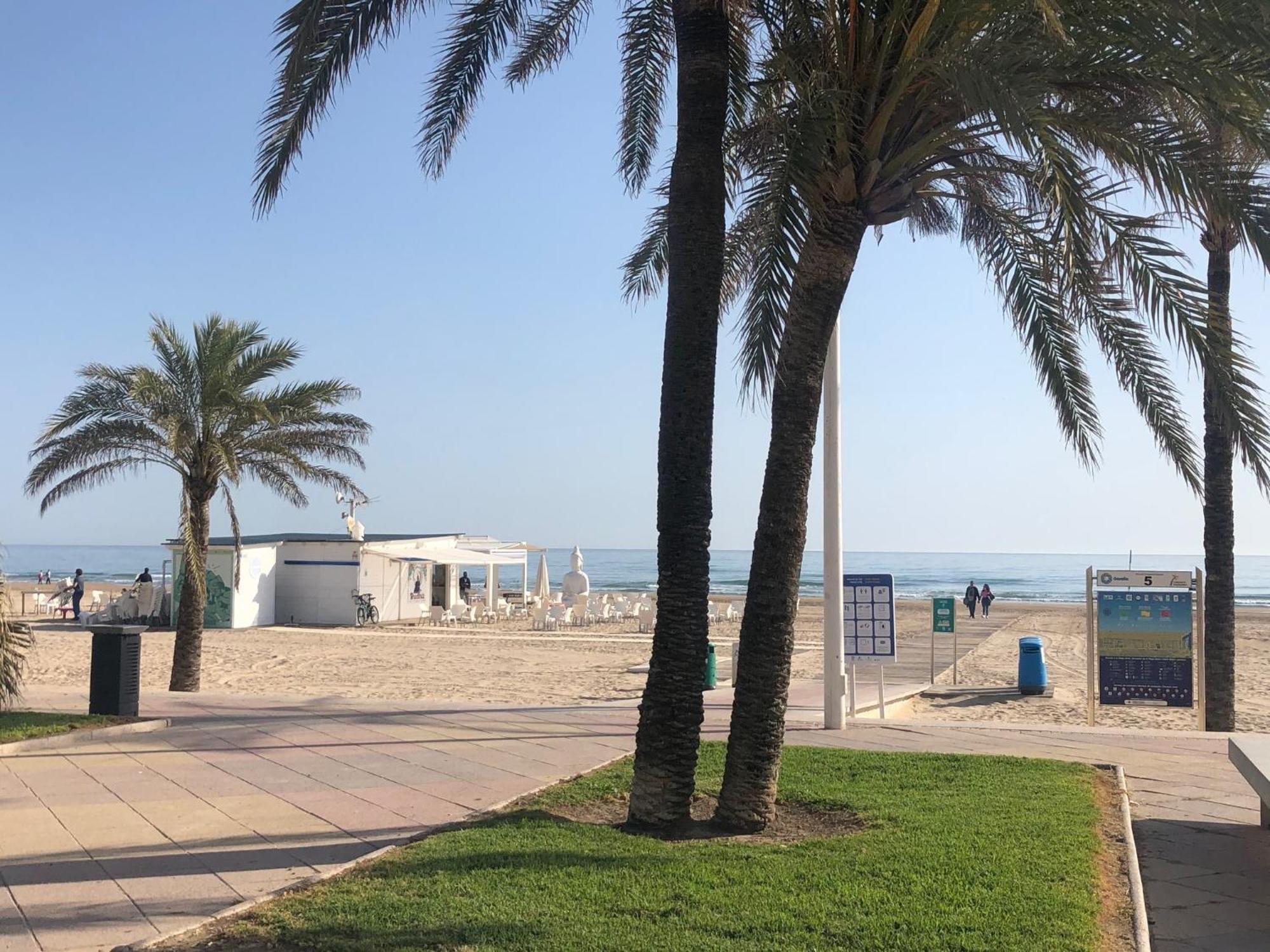 Апартаменти Playa De Gandia 1Ere Ligne El Galeon Екстер'єр фото